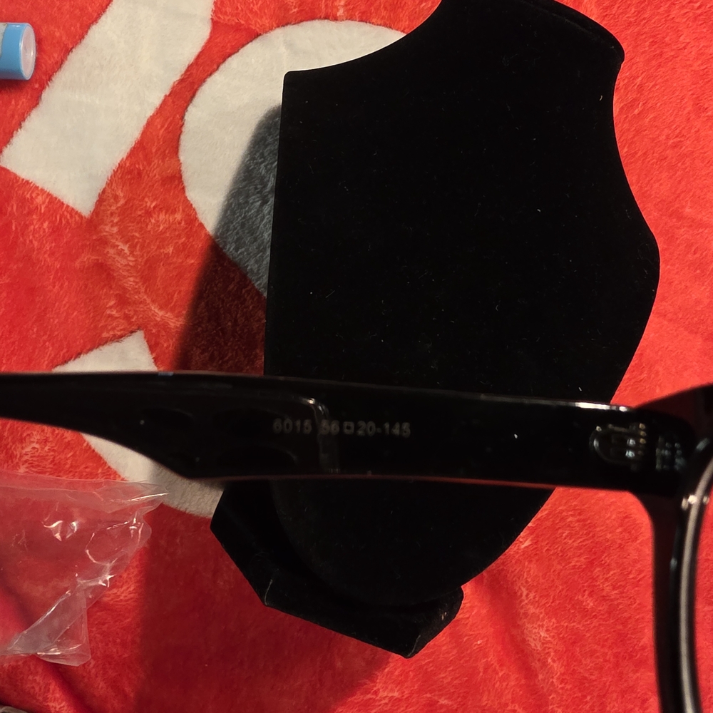 Lightly USED **GUCCI Black RX Eyeglasses Frames SIZE 56 20 145 MODEL # 6015 * - Picture 4 of 7